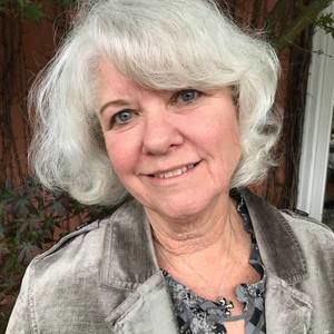 Meet your Posher, Nancy